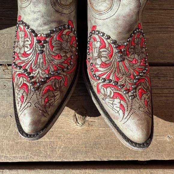 Old Gringo Metallic and Red Heeled Boots - Picture 5 of 13